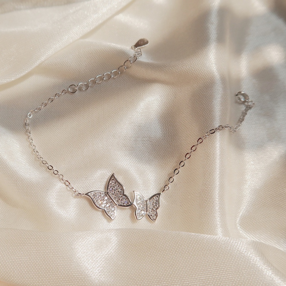 NEW 925 Sterling Silver Butterfly Bracelet - Picture 3 of 3
